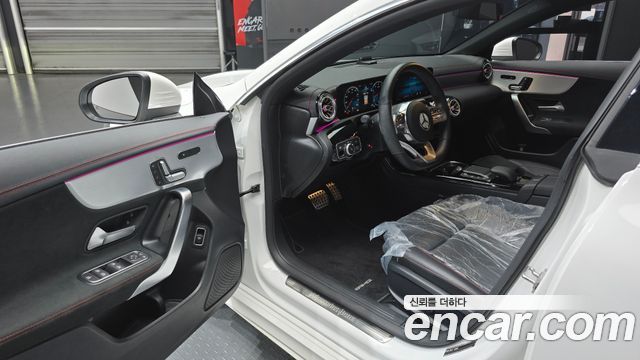 Mercedes-Benz CLA-Class CLA250 4MATIC