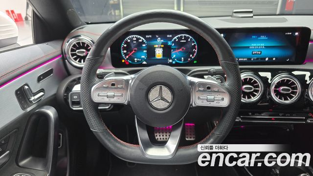 Mercedes-Benz CLA-Class CLA250 4MATIC