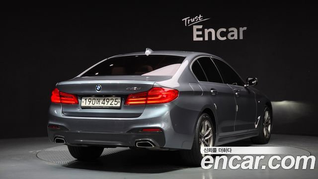 BMW 5-Series 520d M Sport package