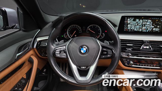 BMW 5-Series 520d M Sport package
