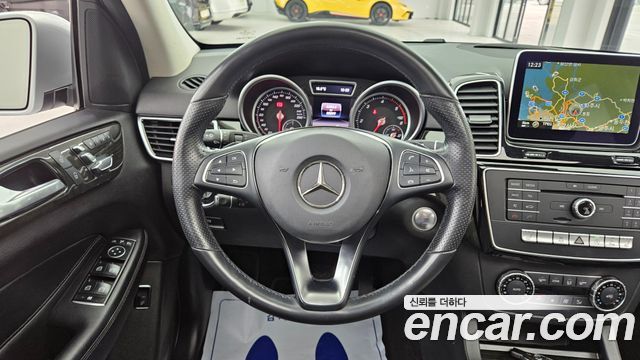 Mercedes-Benz GLE-Class GLE250 d 4MATIC