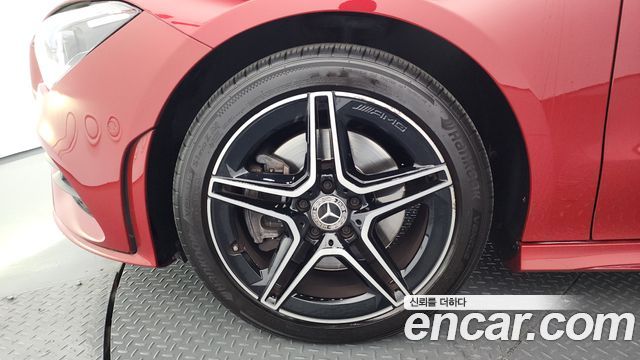 Mercedes-Benz CLA-Class CLA250 4MATIC