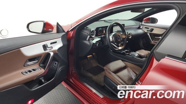 Mercedes-Benz CLA-Class CLA250 4MATIC