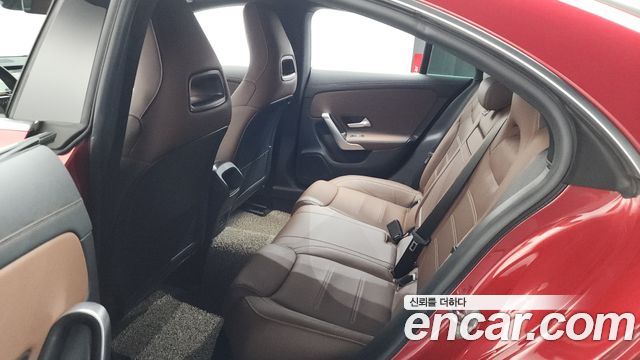 Mercedes-Benz CLA-Class CLA250 4MATIC