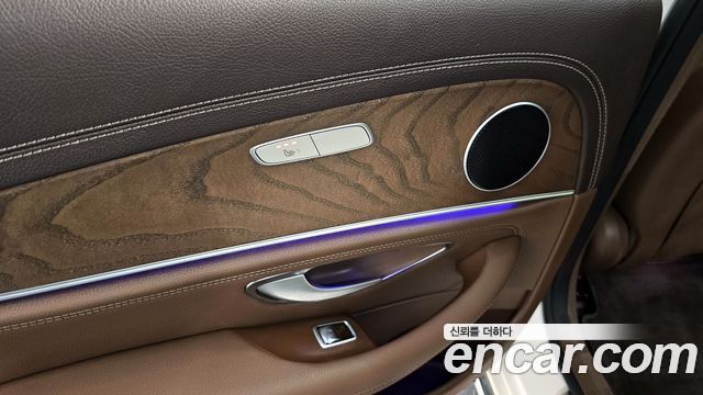 Mercedes-Benz E-Class E300 4MATIC Exclusive