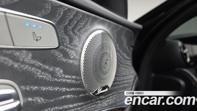Mercedes-Benz E-Class E350 4MATIC AMG Line