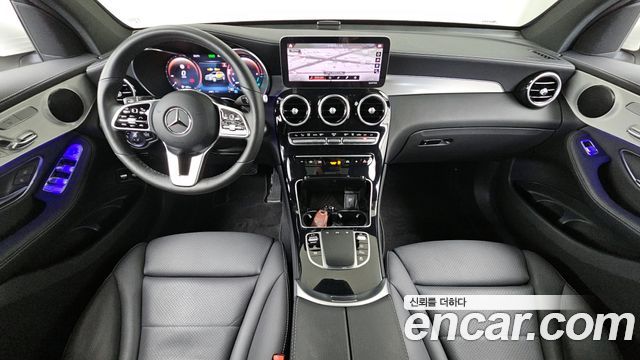 Mercedes-Benz GLC-Class GLC300e 4MATIC