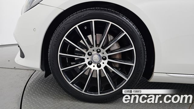 Mercedes-Benz E-Class E300 Avantgarde