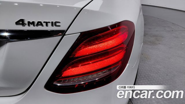 Mercedes-Benz E-Class E300 Avantgarde