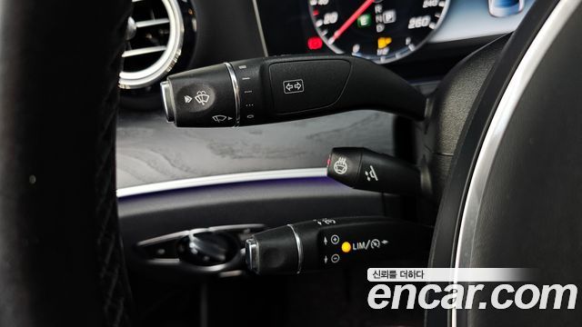 Mercedes-Benz E-Class E300 Avantgarde