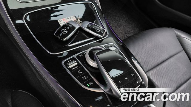 Mercedes-Benz E-Class E300 Avantgarde