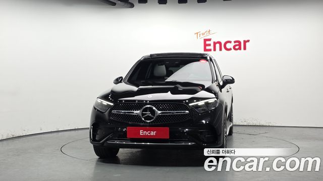 Mercedes-Benz GLC-Class GLC300 4MATIC AMG Line