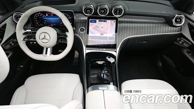 Mercedes-Benz GLC-Class GLC300 4MATIC AMG Line