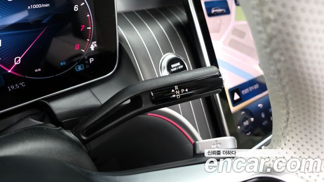 Mercedes-Benz GLC-Class GLC300 4MATIC AMG Line