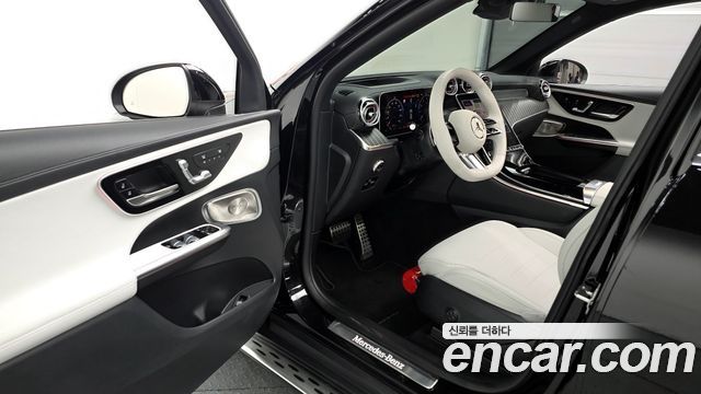 Mercedes-Benz GLC-Class GLC300 4MATIC AMG Line