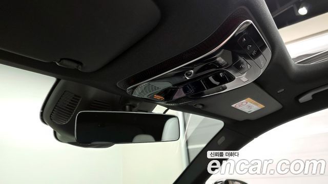 Mercedes-Benz GLC-Class GLC300 4MATIC AMG Line