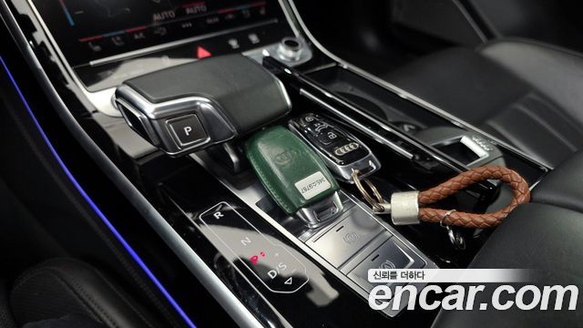 Audi A8 55 TFSI Quattro LWB