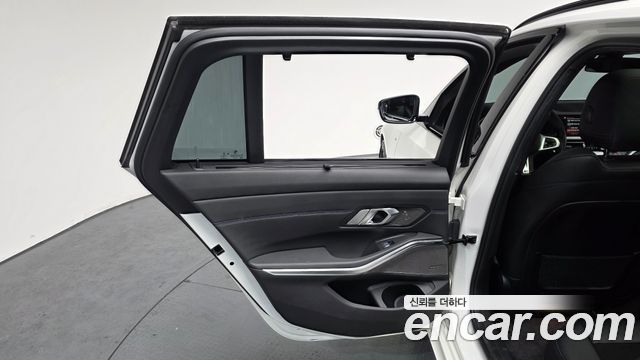 BMW 3-Series 320d Touring M Sport
