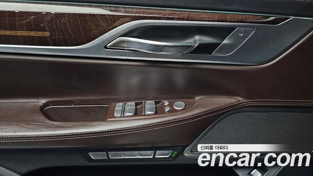 BMW 7-Series 730Ld xDrive