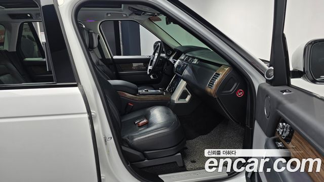 Land Rover Range Rover 4.4 SDV8 Vogue SE DIESEL