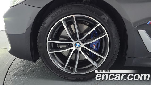 BMW 5-Series 520i M Sport