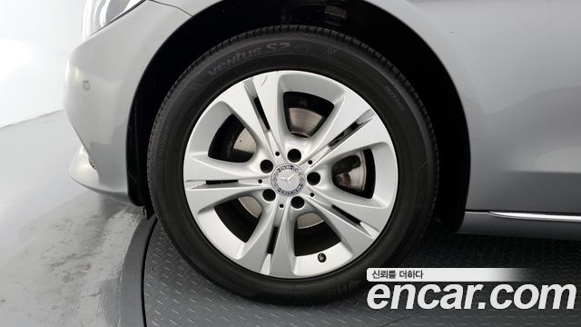 Mercedes-Benz C-Class C220 d 4MATIC