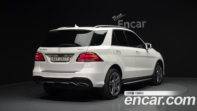 Mercedes-Benz GLE-Class GLE350 d 4MATIC