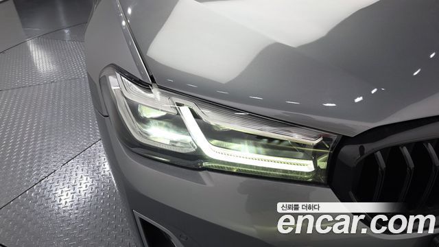 BMW 5-Series 520i Luxury