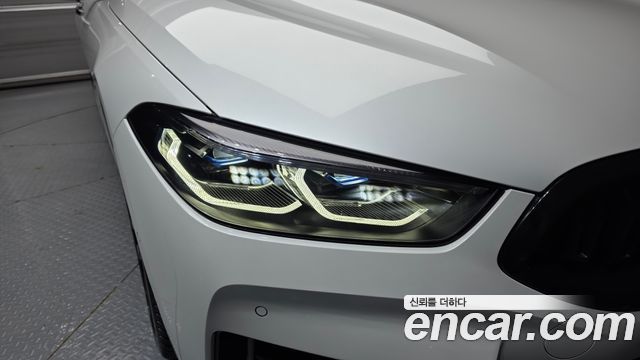 BMW 8-Series M850i xDrive Gran Coupe