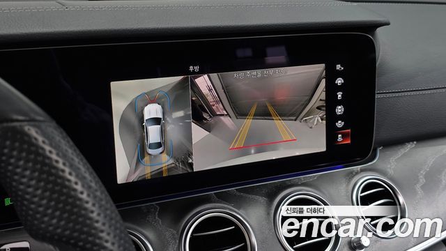 Mercedes-Benz E-Class E350 4MATIC AMG Line