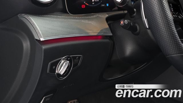 Mercedes-Benz E-Class E350 4MATIC AMG Line