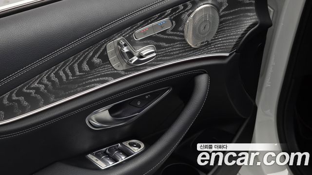 Mercedes-Benz E-Class E350 4MATIC AMG Line