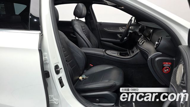 Mercedes-Benz E-Class E350 4MATIC AMG Line