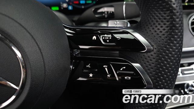 Mercedes-Benz E-Class E350 4MATIC AMG Line