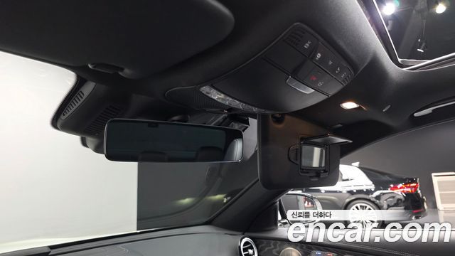 Mercedes-Benz E-Class E350 4MATIC AMG Line