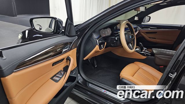BMW 5-Series 520i M Sport