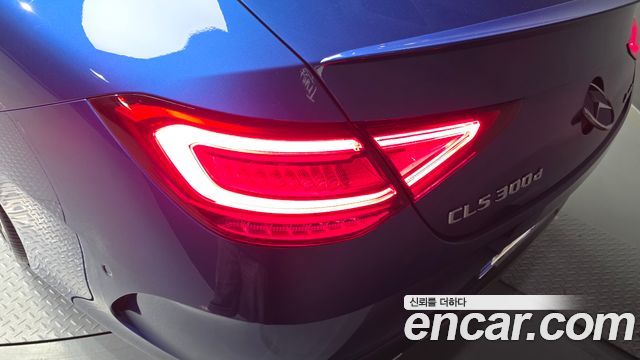 Mercedes-Benz CLS-Class CLS300d 4MATIC