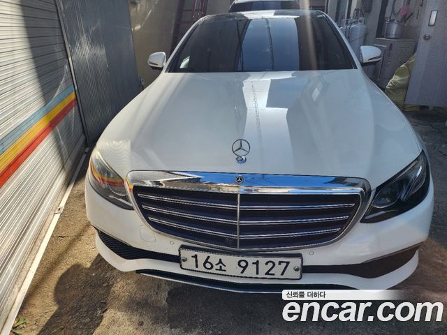 Mercedes-Benz E-Class W213 E300 4MATIC Exclusive