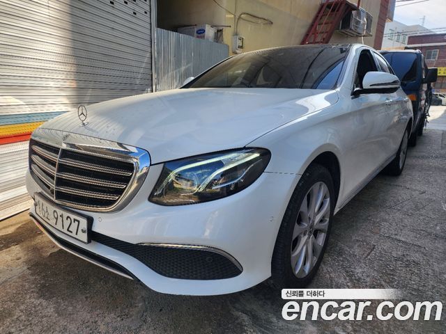 Mercedes-Benz E-Class W213 E300 4MATIC Exclusive