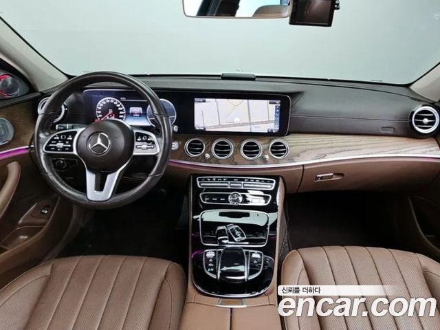 Mercedes-Benz E-Class W213 E300 4MATIC Exclusive