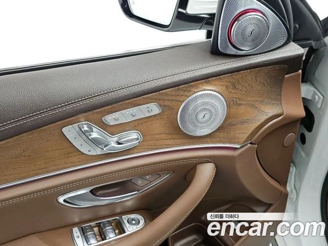 Mercedes-Benz E-Class W213 E300 4MATIC Exclusive