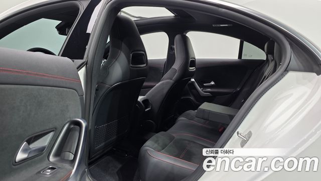 Mercedes-Benz CLA-Class CLA250 4MATIC