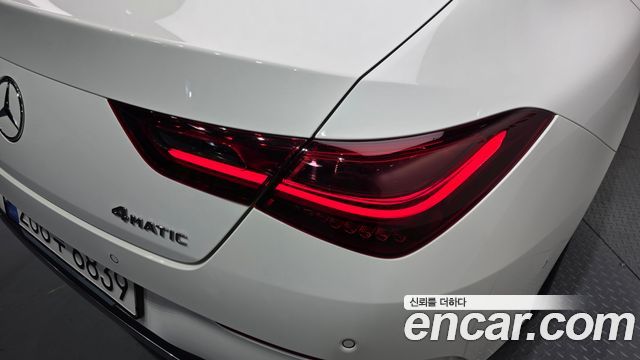 Mercedes-Benz CLA-Class CLA250 4MATIC