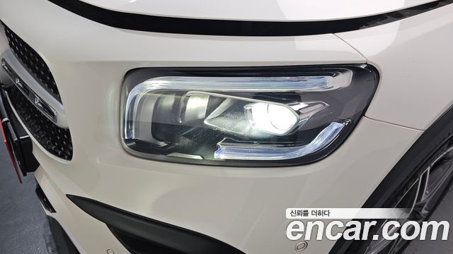 Mercedes-Benz GLB-Class GLB250 4MATIC