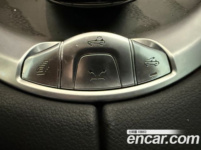 Mercedes-Benz C-Class C200 Cabriolet