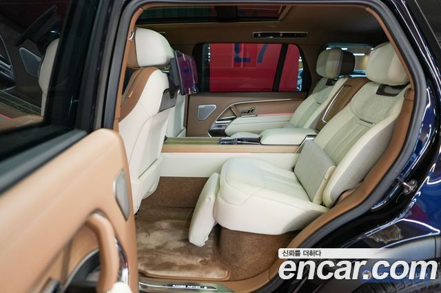 Land Rover Range Rover P615 SV LWB