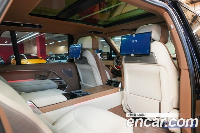 Land Rover Range Rover P615 SV LWB