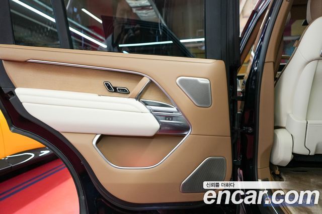 Land Rover Range Rover P615 SV LWB