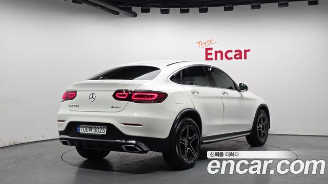 Mercedes-Benz GLC-Class GCL300 4MATIC Coupe