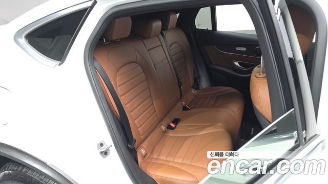 Mercedes-Benz GLC-Class GCL300 4MATIC Coupe